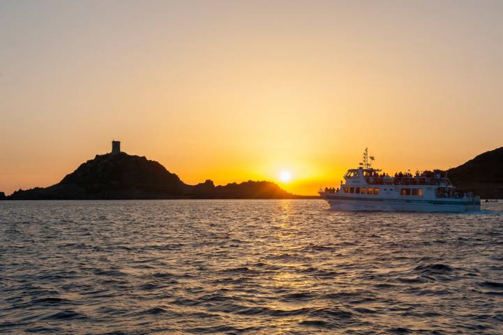 Boat Tours From Ajaccio And Porticcio Decouvertes